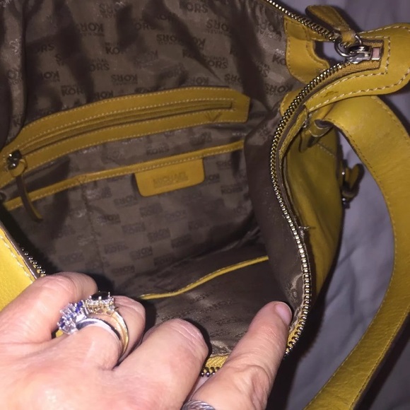 Michael Kors hobo shoulder bag - Picture 2 of 6